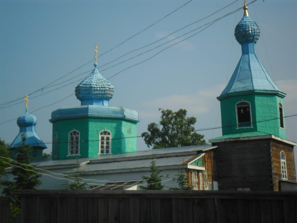 Церковь в селе.